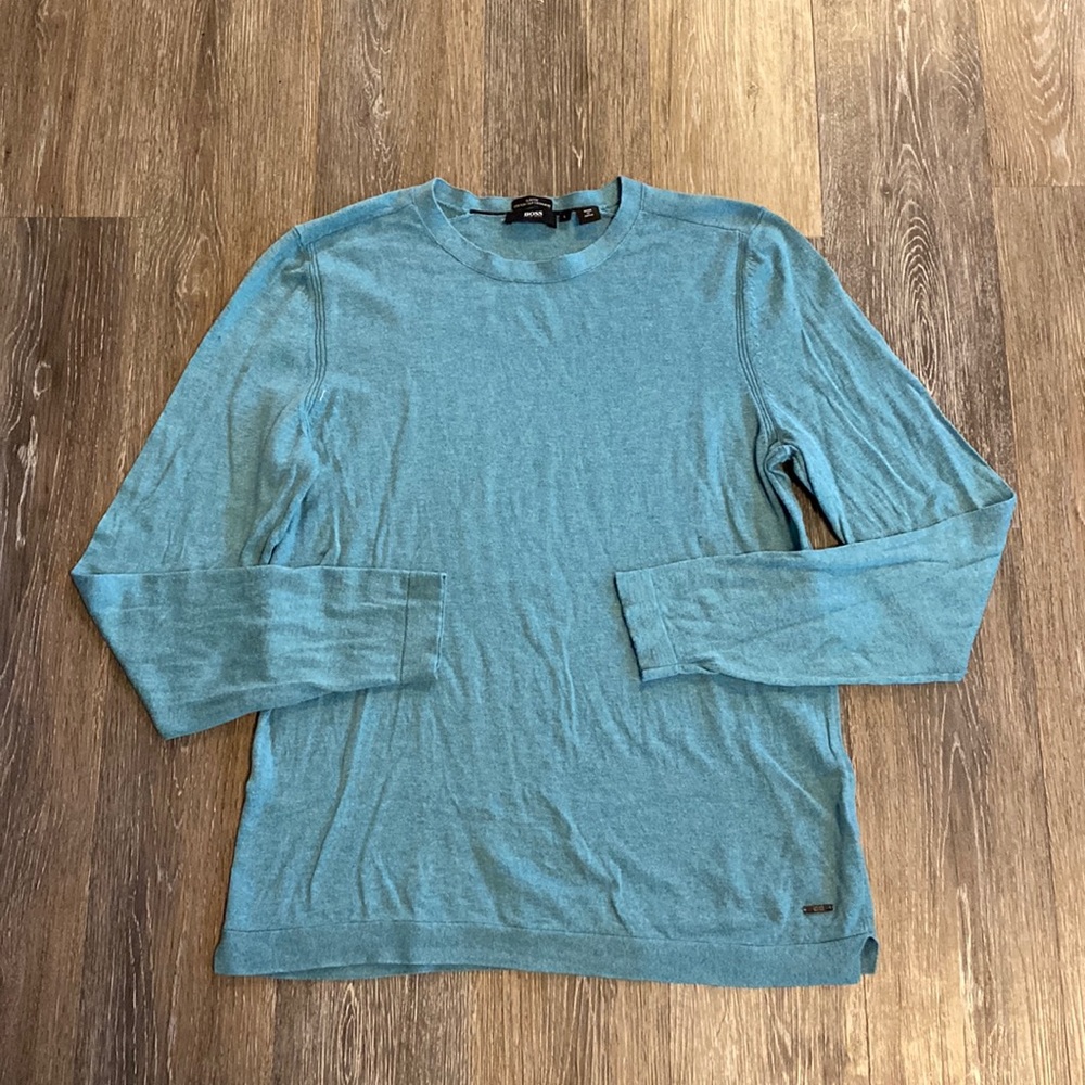 Hugo Boss Longsleeve Size Large - Fits Medium